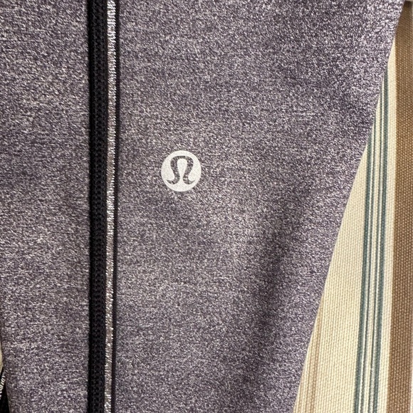 Lululemon Speed Up Tight * Metallic 28"
Heathered Black - Picture 11 of 13
